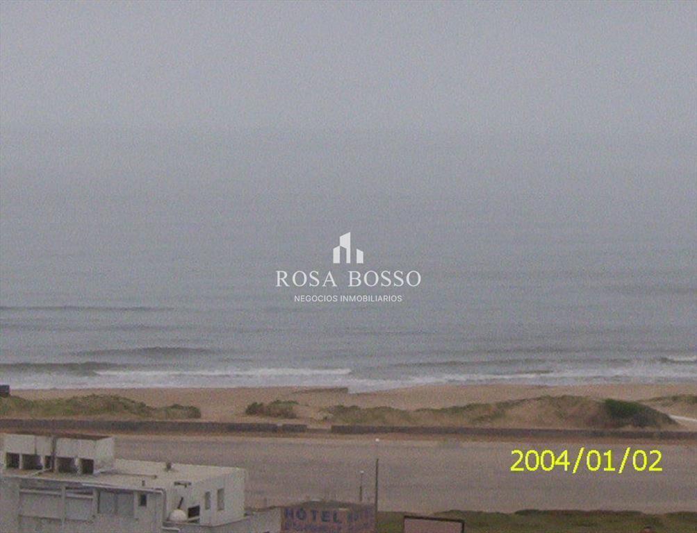 Apartamento en Brava, 2 dormitorios *