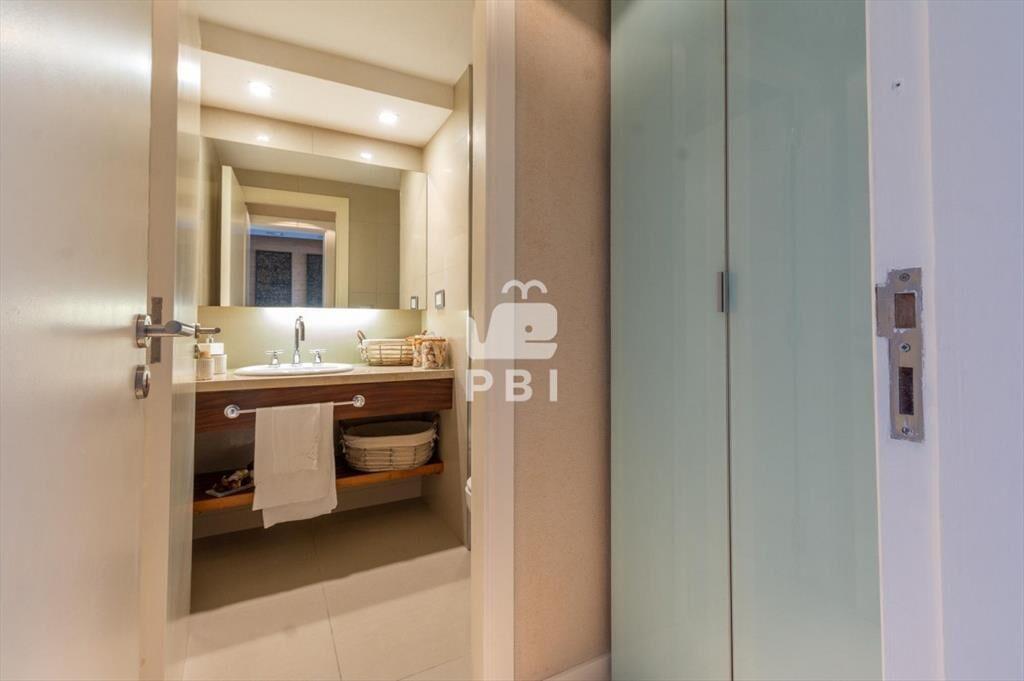 Venta departamento 3 dormitorios en Playa Brava -