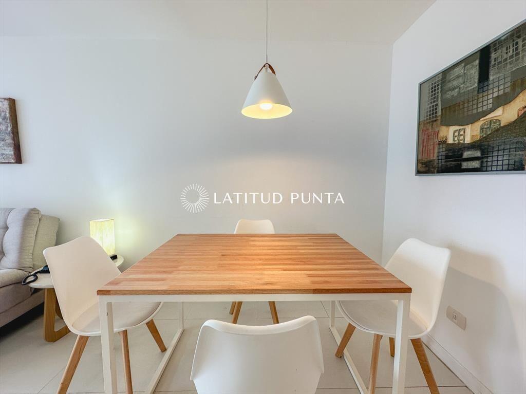 Apartamento en Roosevelt, 1 dormitorio y