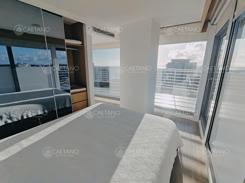VENTA DE HERMOSO PENTHOUSE DE 2 DORMITORIOS CON Y