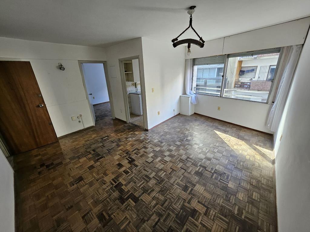 Venta apartamento en Cordon: 1 dormitorio