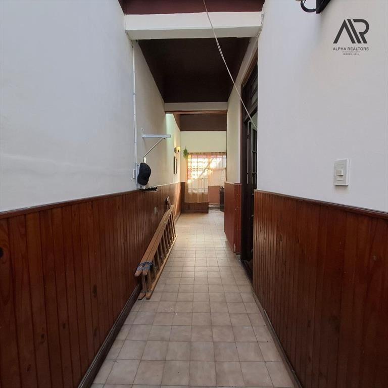 Casa en venta c/ cochera en Las Acacias