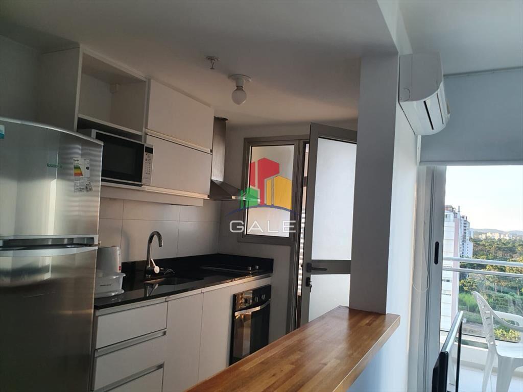 Hermoso apartamento con garaje y bajos gastos