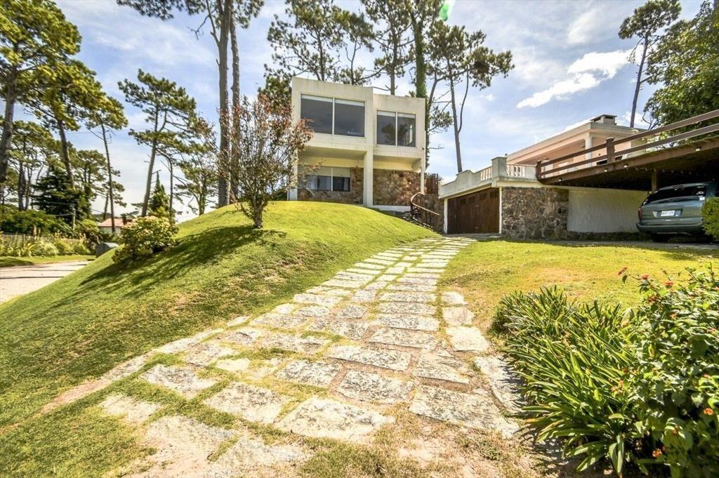 HERMOSA CASA EN ENTORNO SUPER AGRADABLE