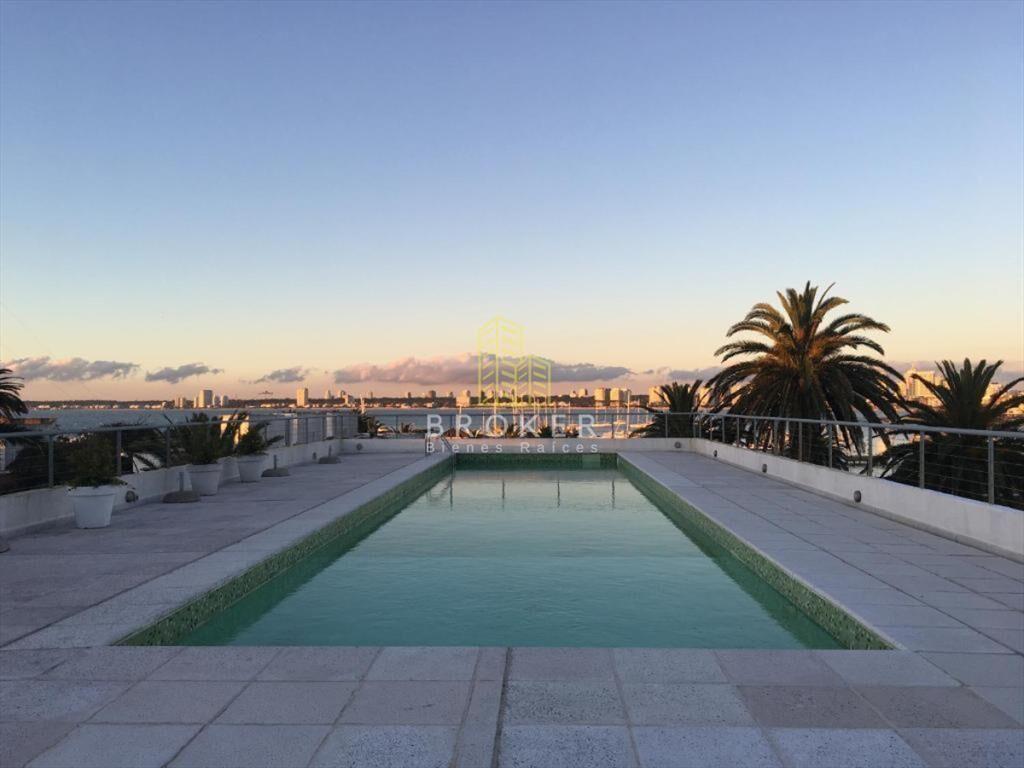 Alquiler anual de monoambiente en Punta del Este