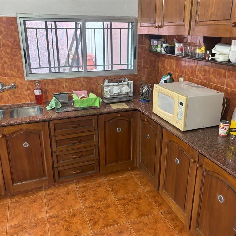 Venta casa tres dormitorios Araucana y Bolivia Punta Gorda