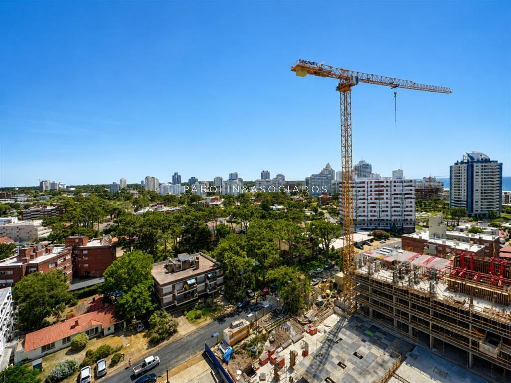 Apartamento en venta de 2 dormitorios en Punta