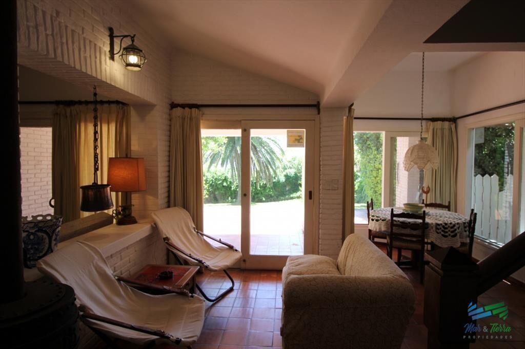 Muy linda casa en el corazon de la Peninsula, del