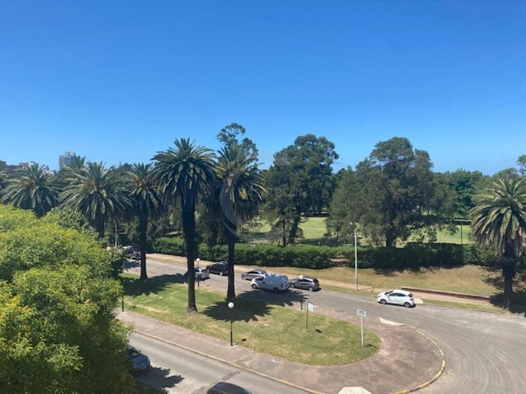 CASATROJA VENTA APARTAMENTO EN PUNTA CARRETAS 2 DORMITORI