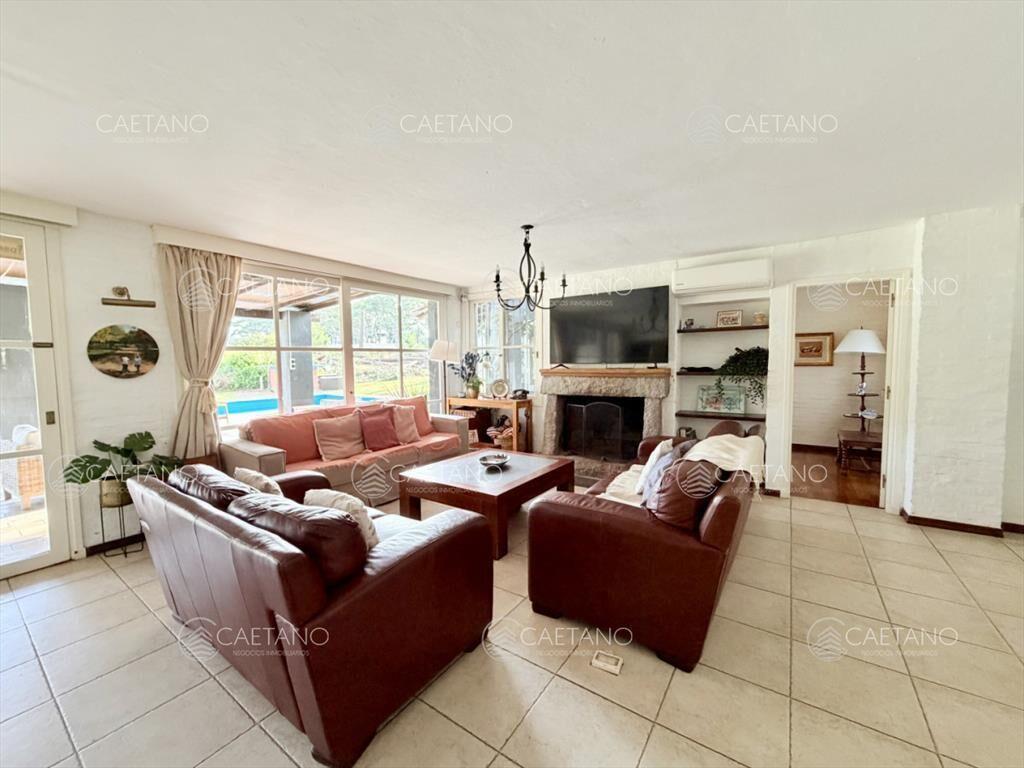 Alquiler. Casa 6 dormitorios. Punta del Este