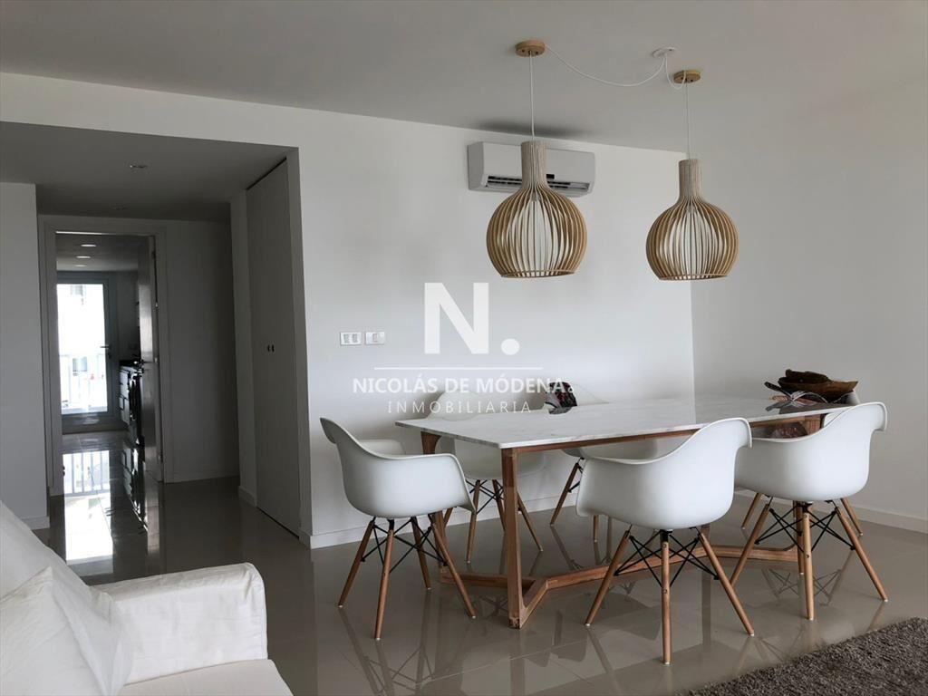 Se vende apartamento de 3 dormitorios en Edificio