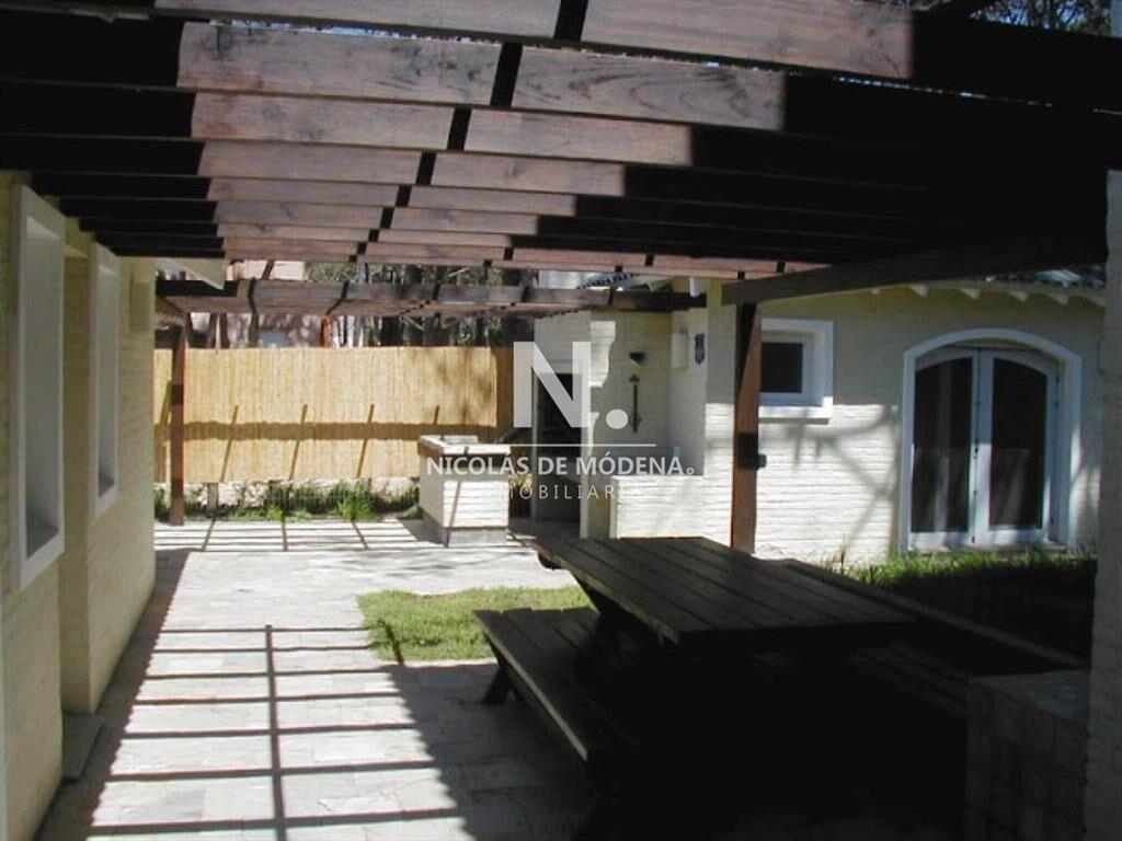 EsplÃ©ndida casa en Montoya