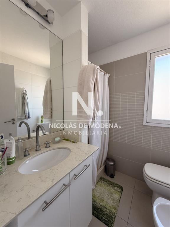 Vende departamento de 2 dormitorios en Punta del