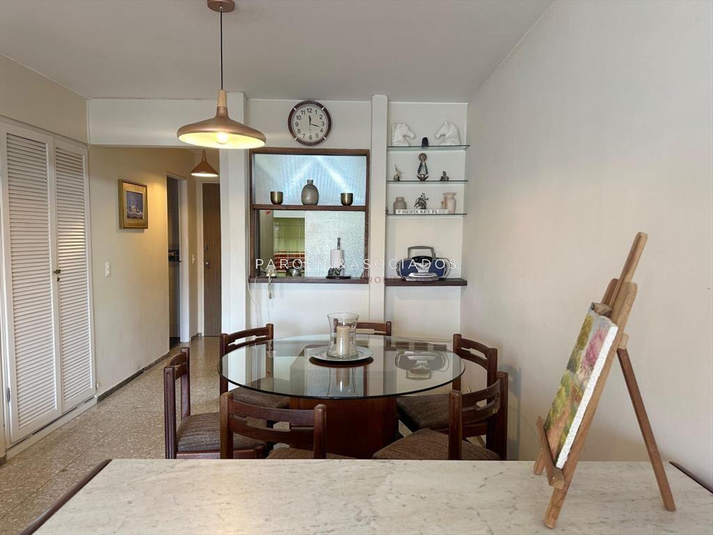 Apartamento en venta de 1 dormitorio y medio en