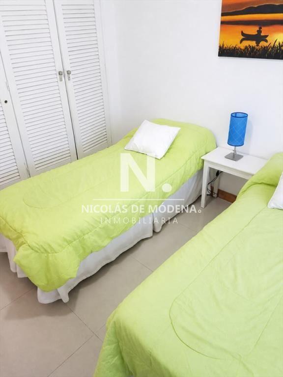 En venta apartamento de 2 dormitorios en torre en