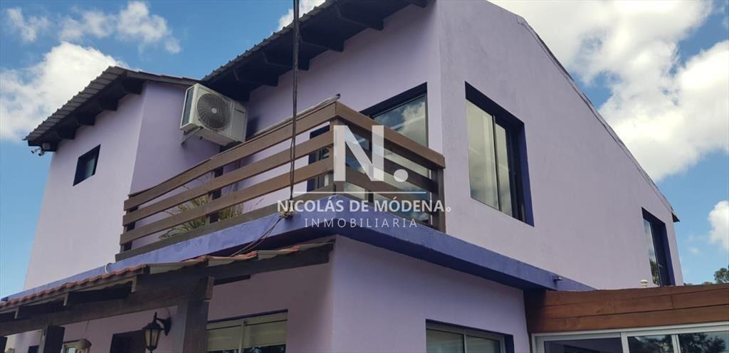 Casa de 4 dormitorios en venta en Barrio San