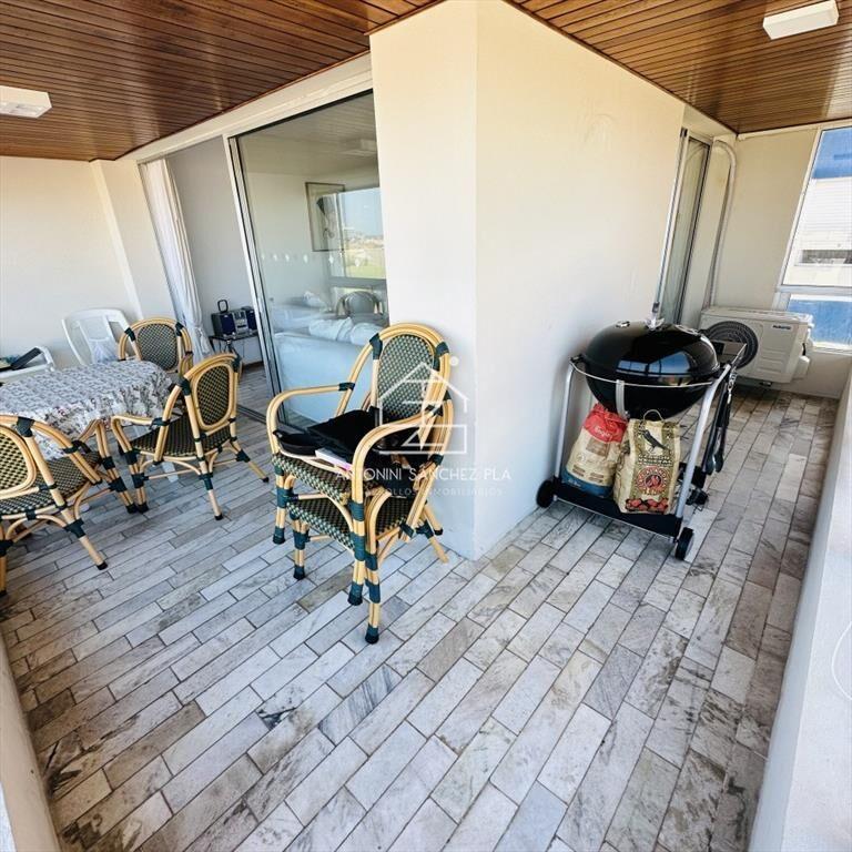 Apartamento en venta, primera linea de la playa brava