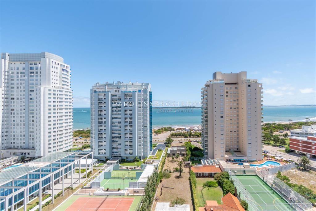 Venta de Excelente Apartamento de 3 Dormitorios con Vista a