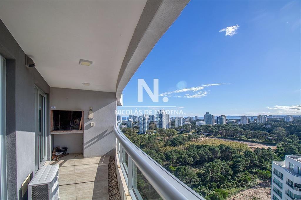 En venta apartamento con vista al mar de 1