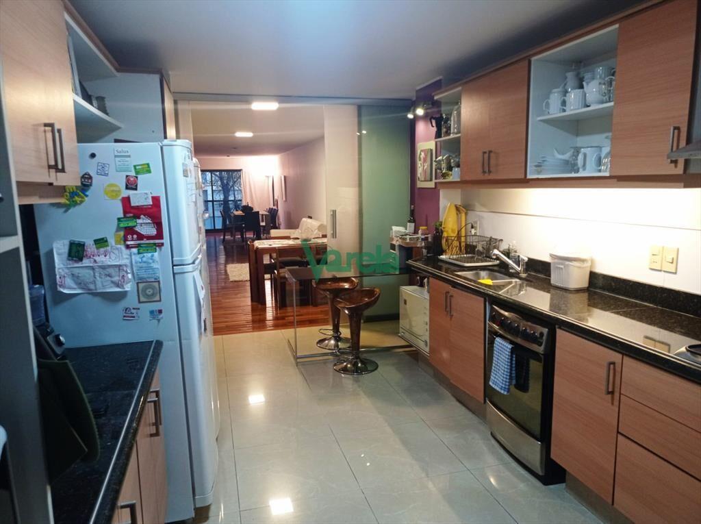 Venta apartamento Pocitos 3 dorm 4 baños, piso x