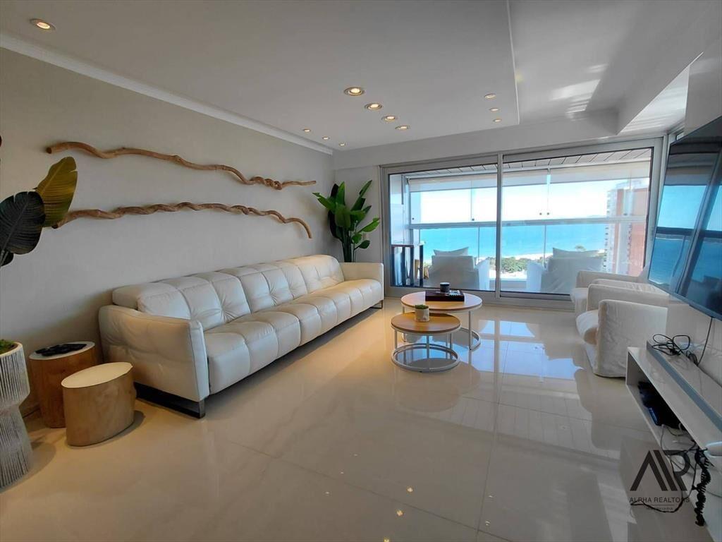 Apartamento en venta c/ cochera en Playa Mansa