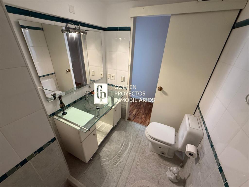 Penthouse en venta de dos dormitorios en Rambla