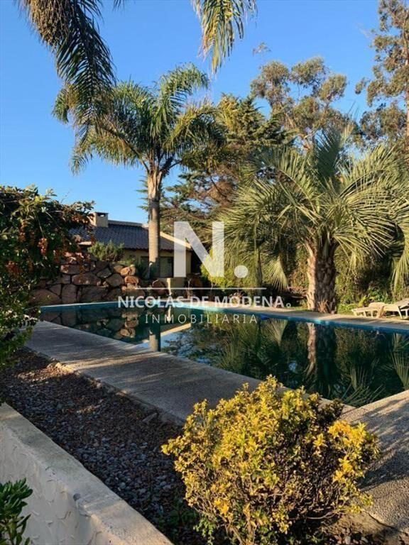Casa en Pinares con piscina y buena barbacoa