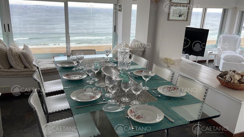 apartamento en alquiler en primera linea
