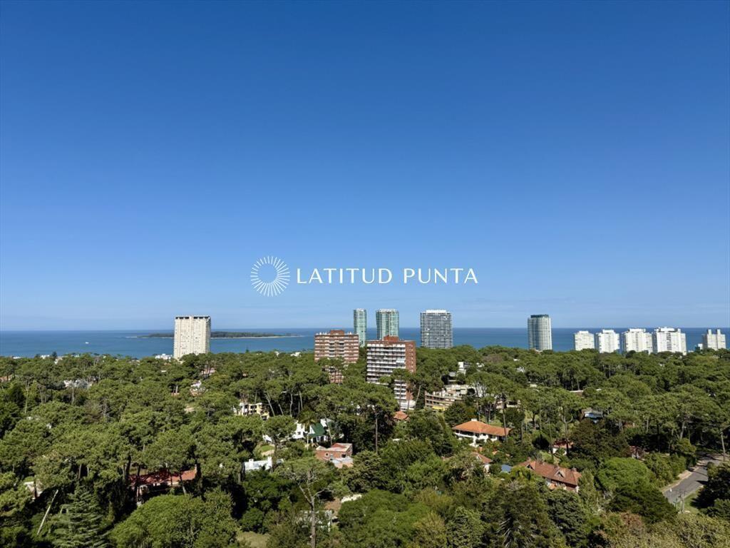 Piso alto en Roosevelt, 3 dormitorios más