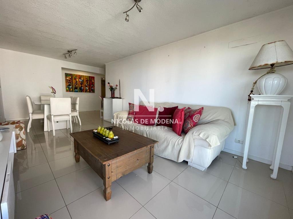 Apartamento de 3 dormitorios en Punta del Este