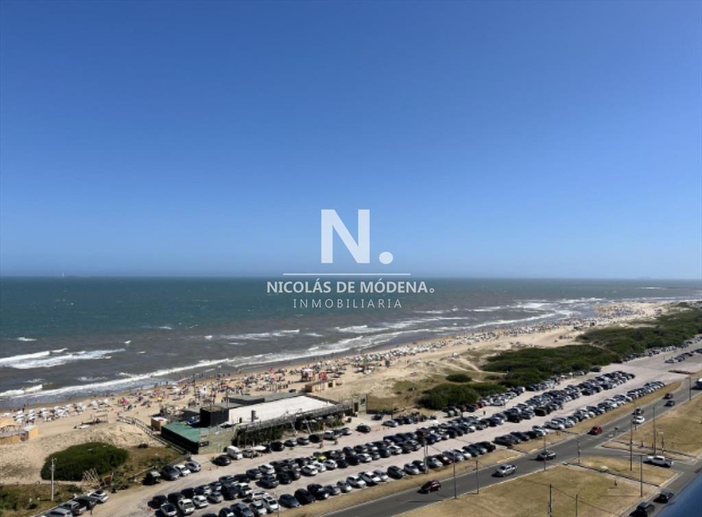 Vende apartamento de 2 dormitorios en Brava, del