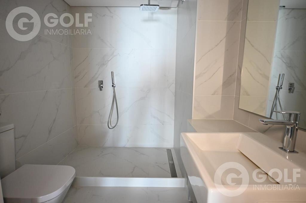 Venta apartamento 3 dormitorios y garage doble en Villa Bia