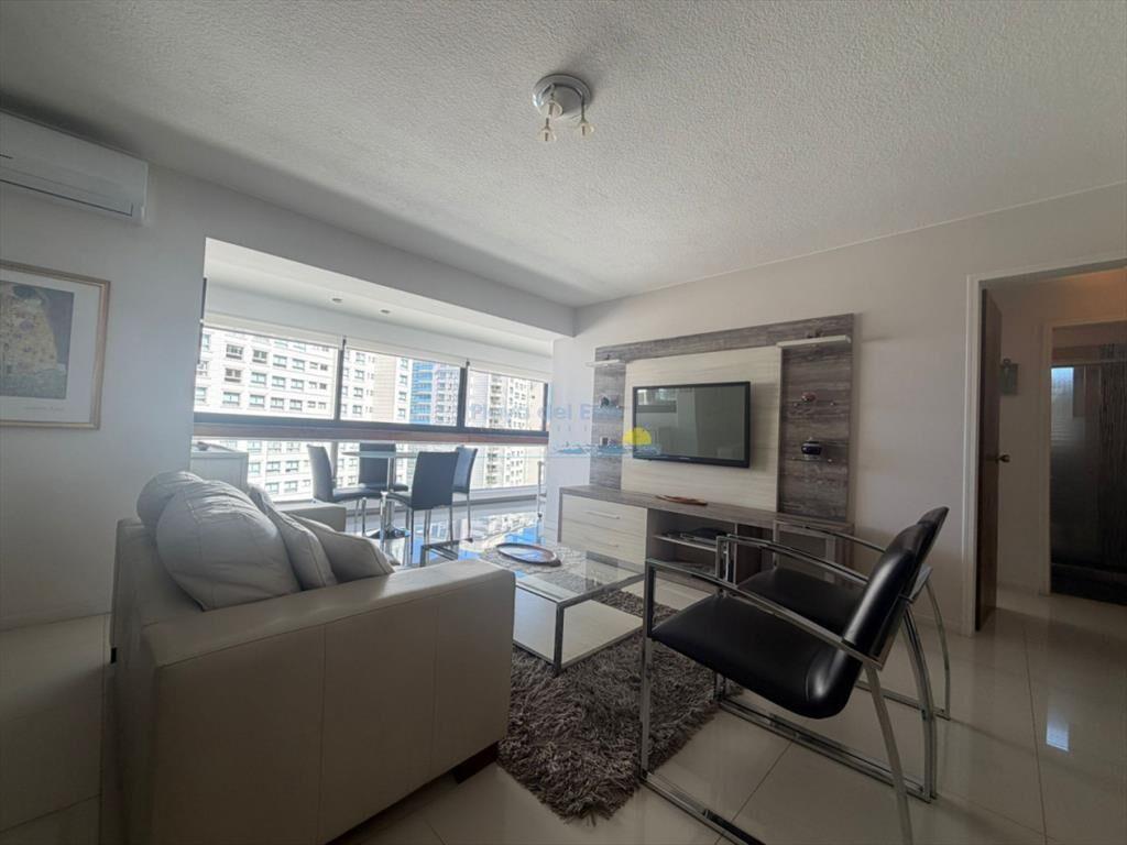 Apartamento en venta de 2 dormitorios en Punta ,