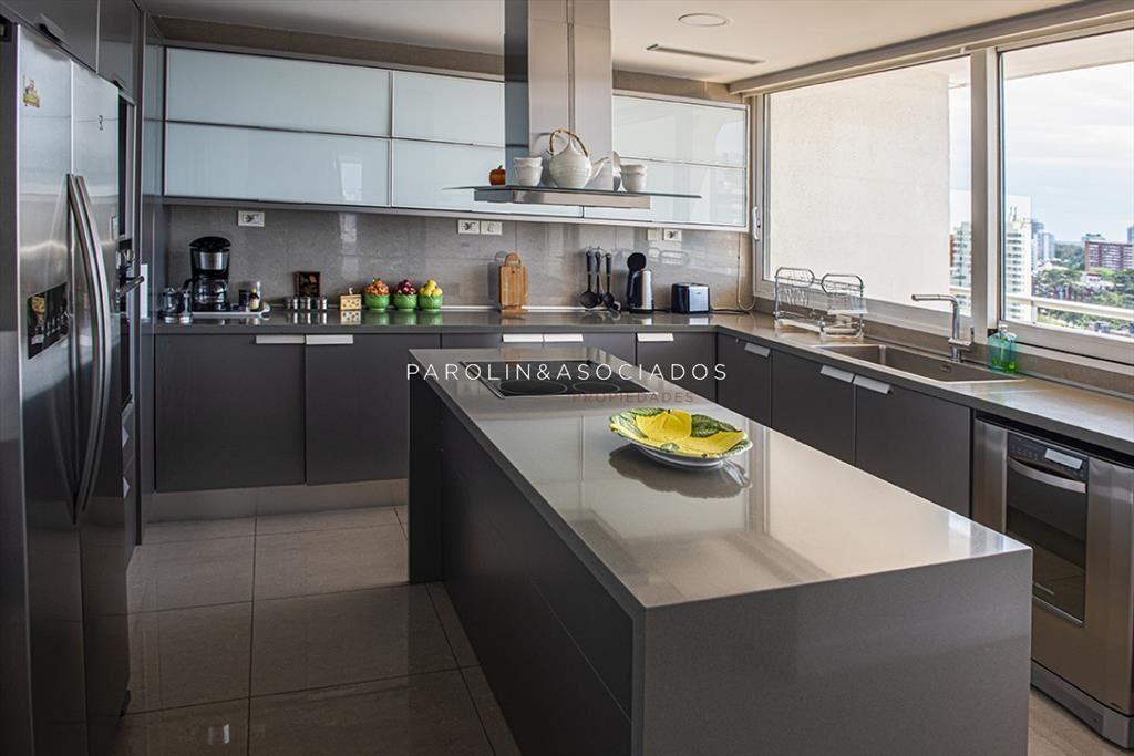Penthouse en venta de 4 dormitorios en Alexander