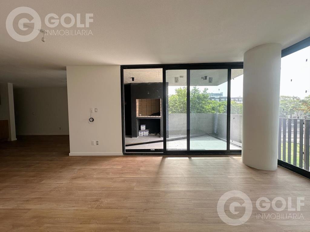 Venta de Loft al frente en Pocitos
