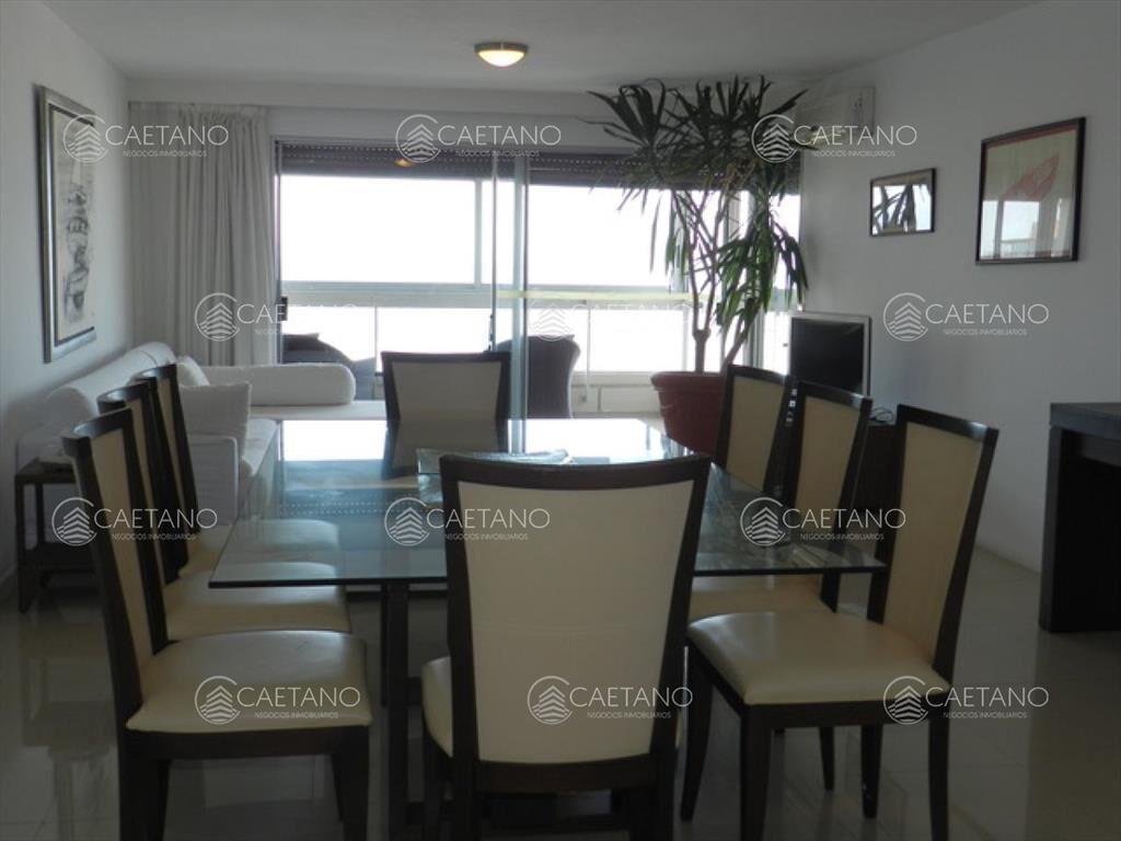 Apartamento en Mansa 3 dormitorios 3 baños con