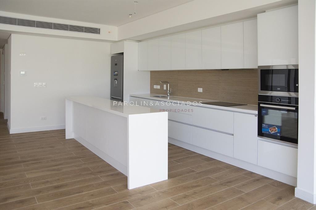 Apartamento en venta en primera fila de playa