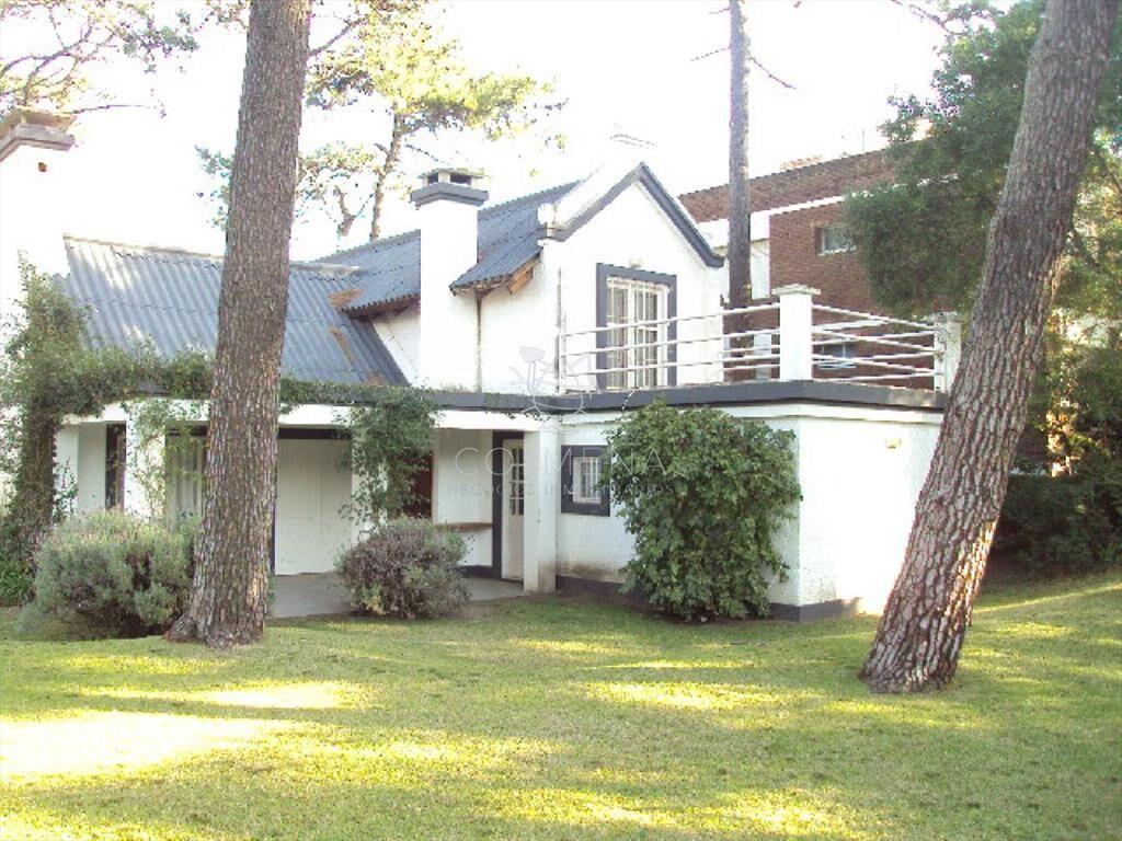 Muy linda casa en parada 4 de la Brava, Aidy