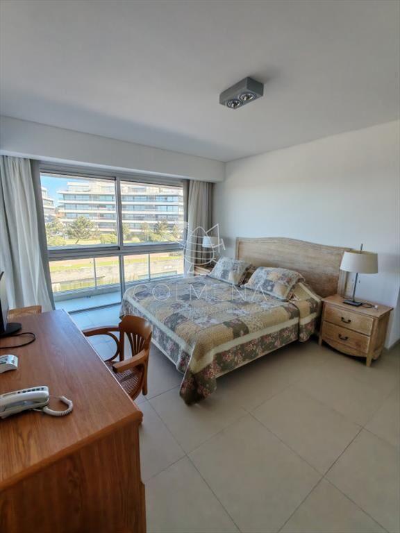Apartamento en Punta del Este, Brava