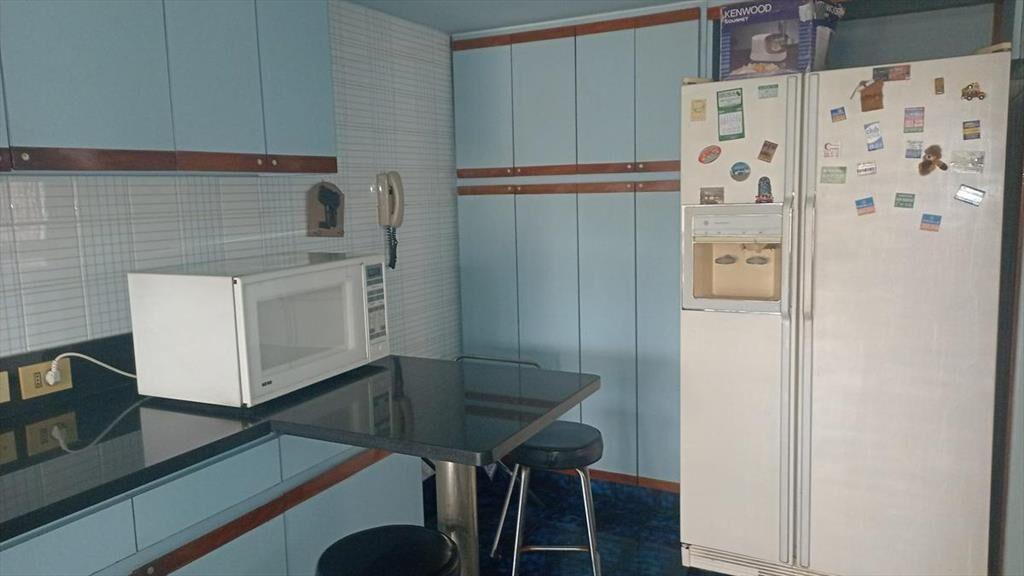 VENTA  APARTAMENTO 3 DORMITORIOS Y SERVICIO GARAJE X2  SOBR