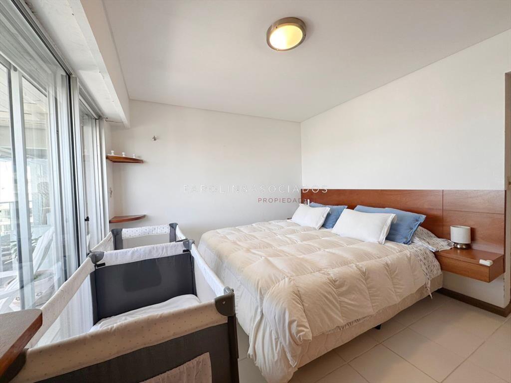 Apartamento de 3 Dormitorios + dependencia en en