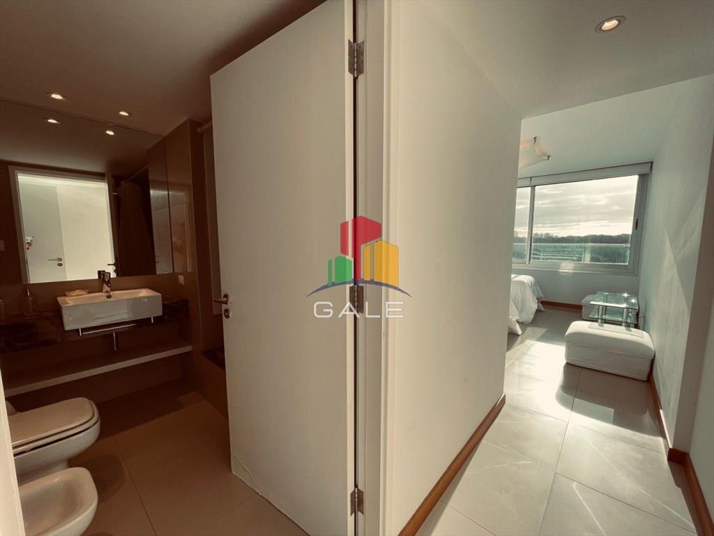 ALQUILER POR TEMPORADA DE APARTAMENTO EN TORRE DE