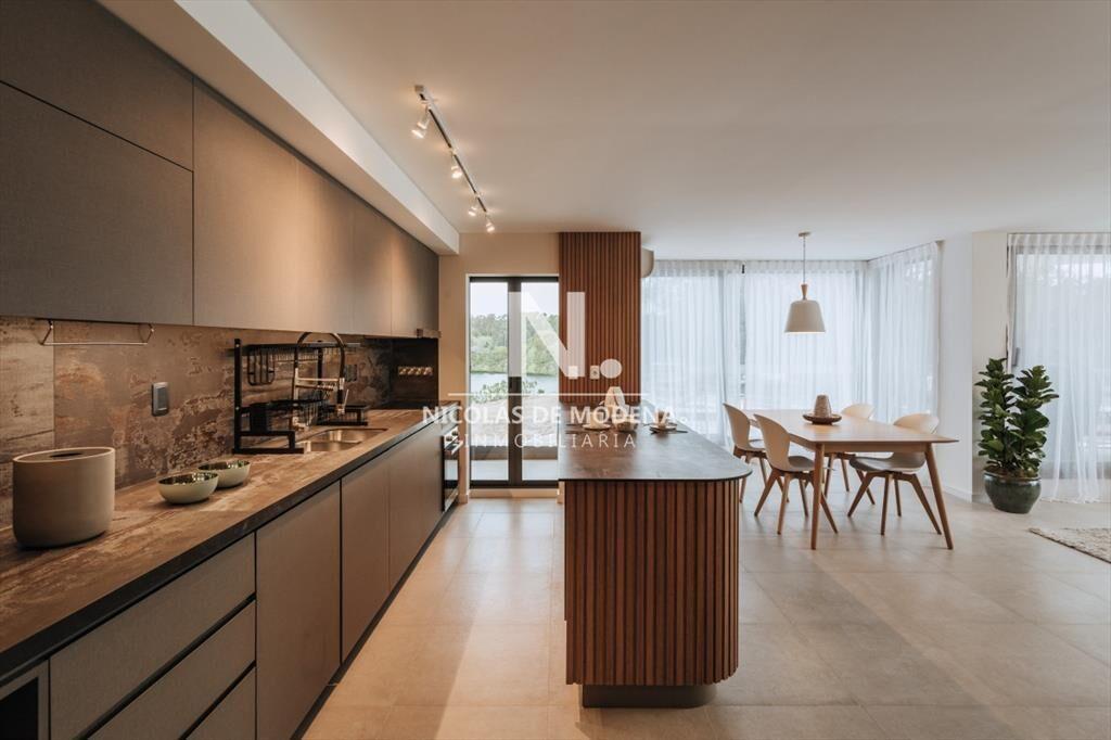 Venta Apartamento de 3 Dormitorios Con Garage en