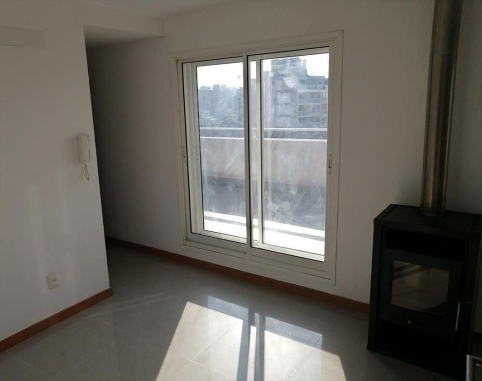 Venta de apartamento en Cordón: pent house de 1 dormitorio
