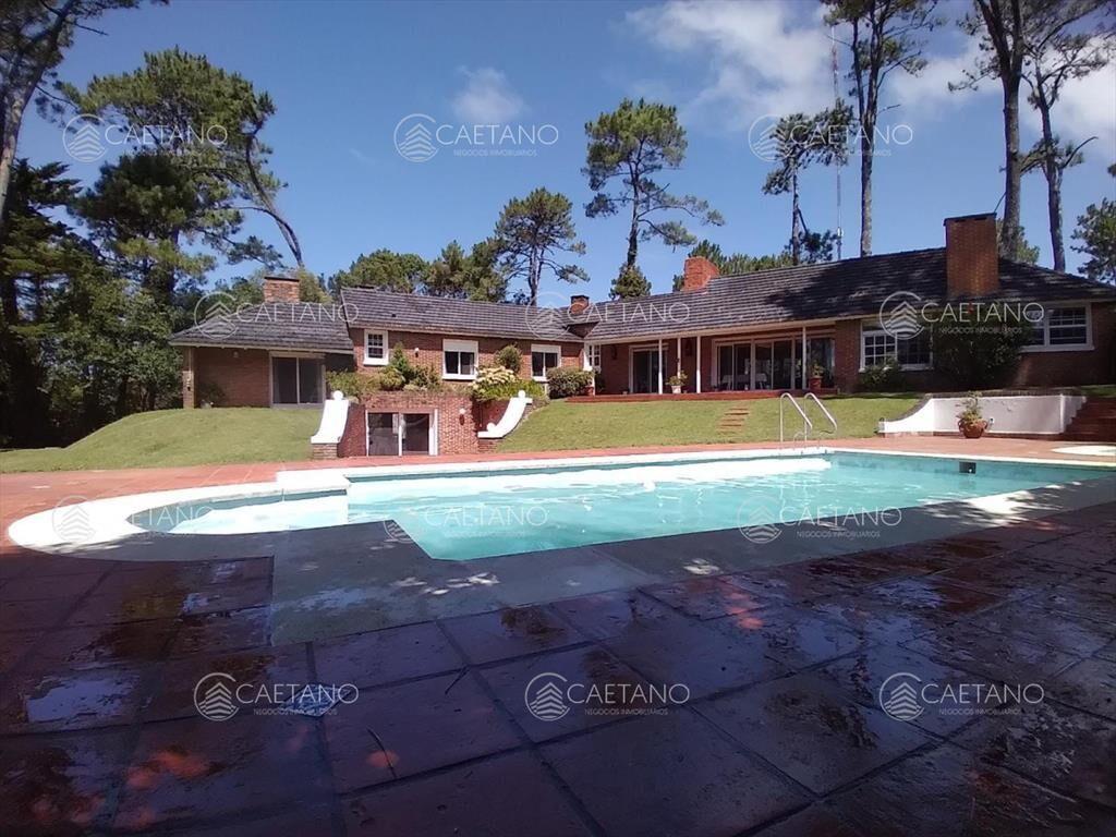 Venta casa 5 dormitorios 4 baÃ±os