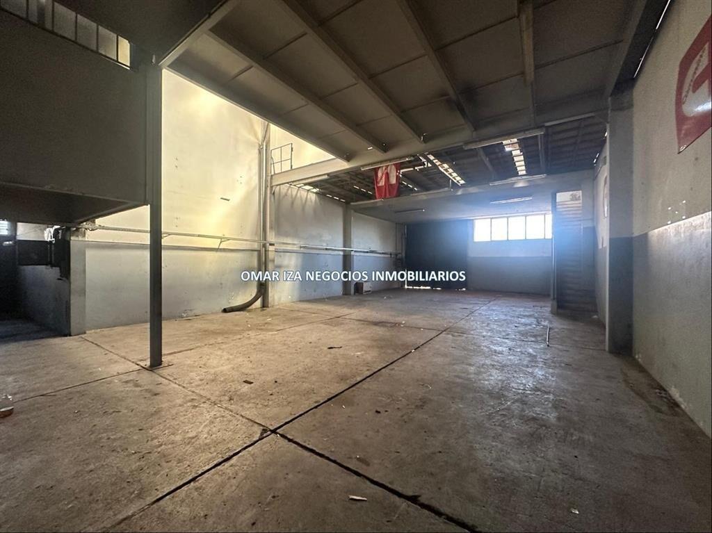 ALQUILER LOCAL COMERCIAL MALVIN SOBRE AV DEPOSITO, GARAGE