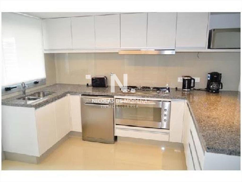 Venta Apartamento de 3 dormitorios en Playa Punta