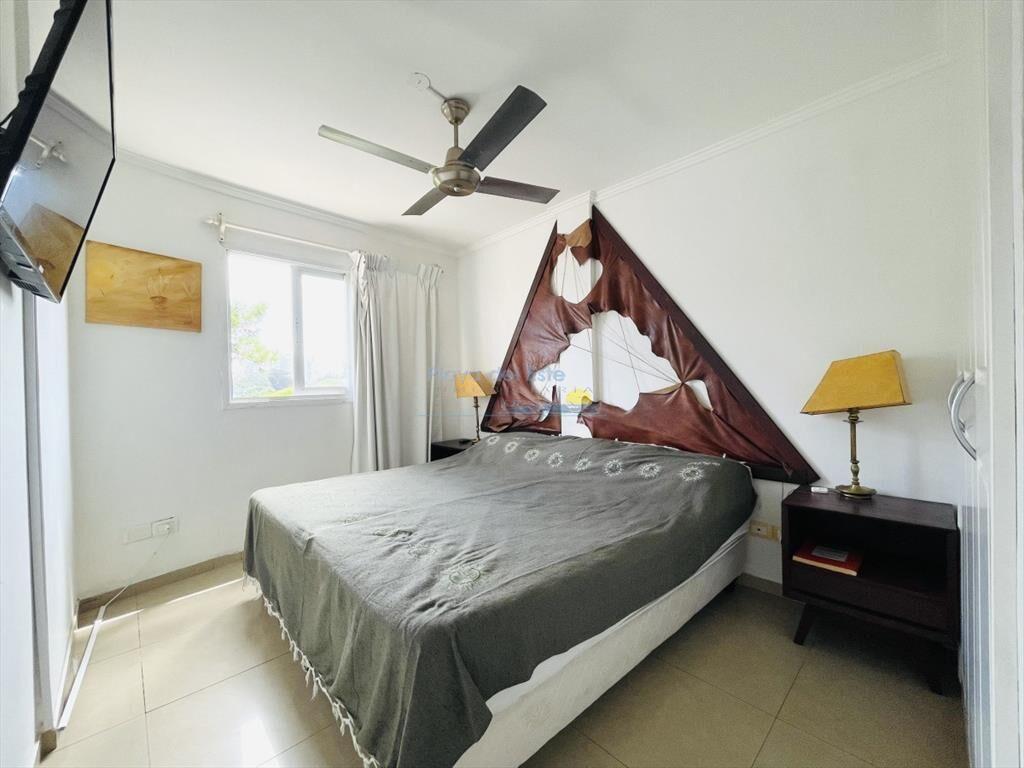 Apartamento de 2 Dormitorios en Aidy Grill a de -
