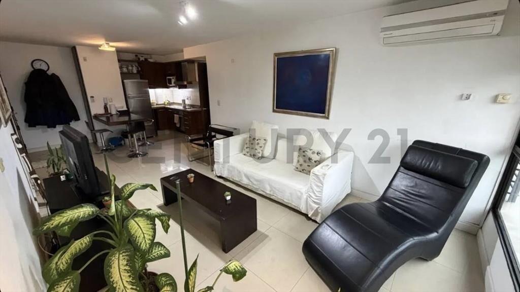 Apartamento al frente en alquiler, MALVIN 1 dormitorio, a...
