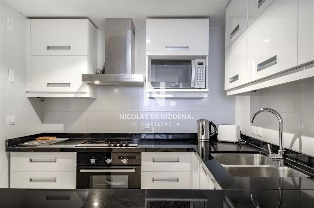 Impecable departamento, comodo e iluminado.